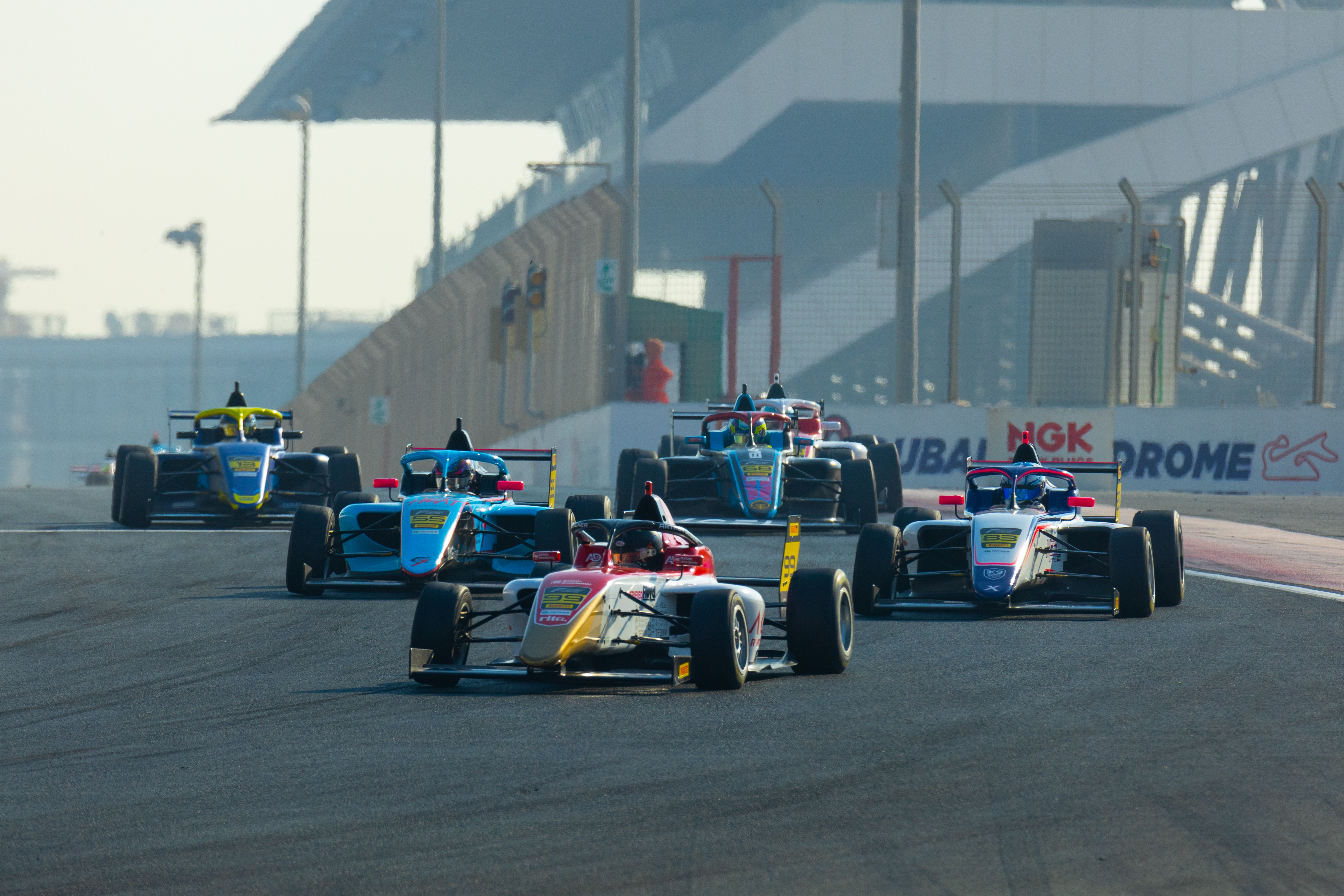 Race start — Dubai Autodrome