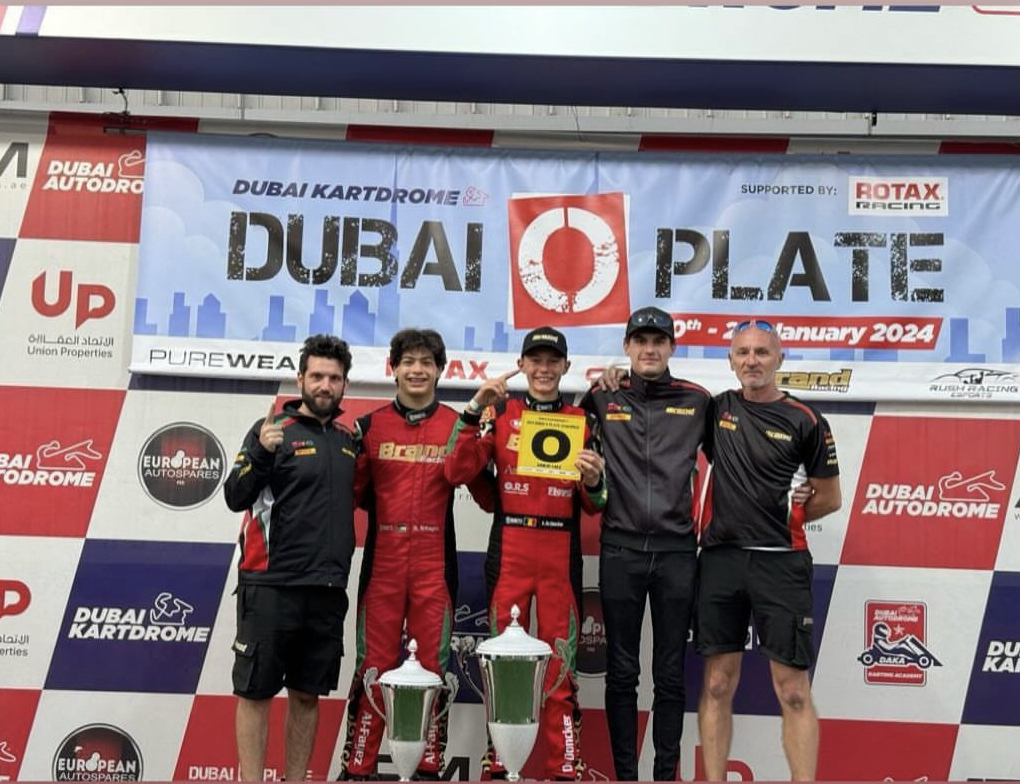 Dubai O Plate podium