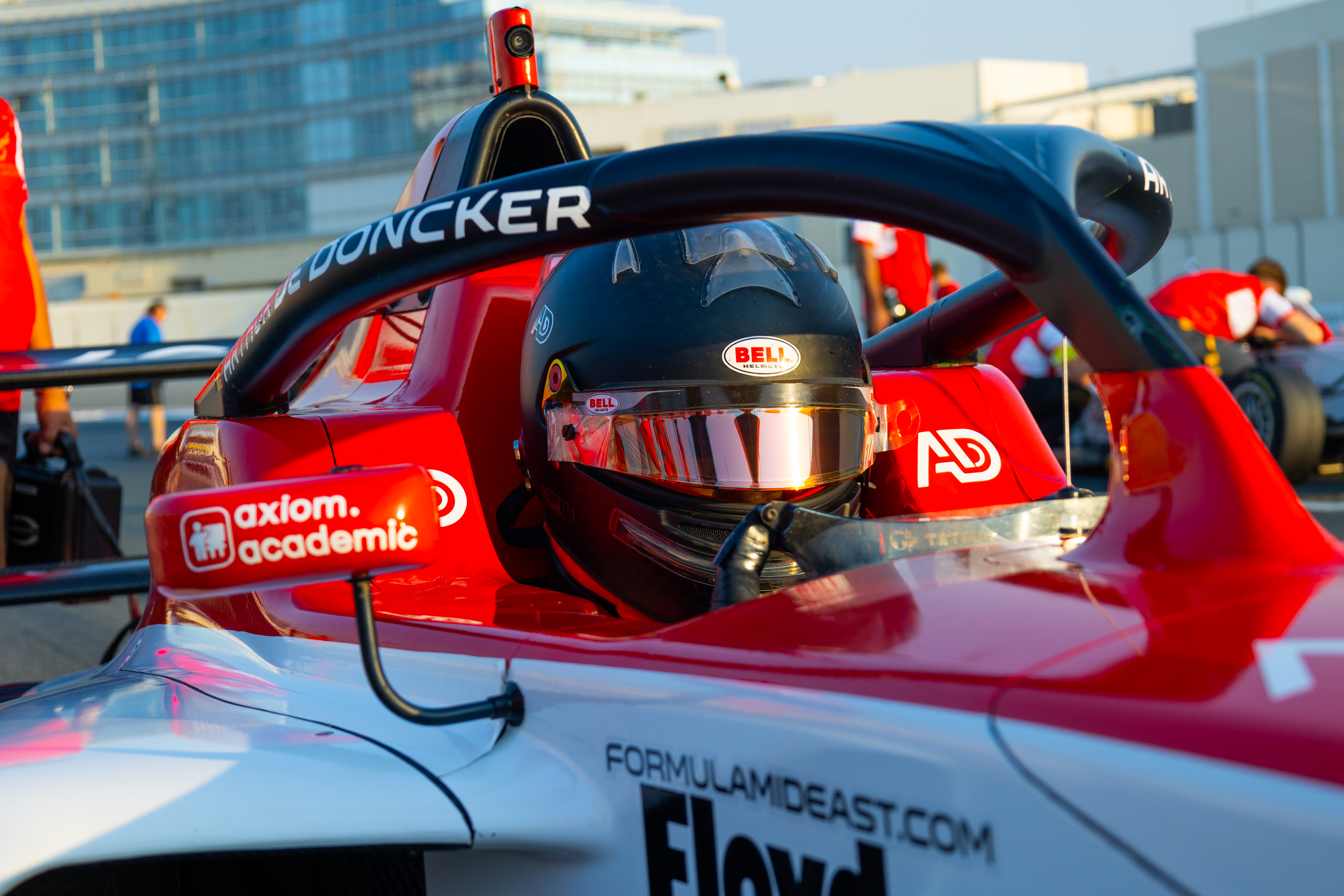 F4 cockpit